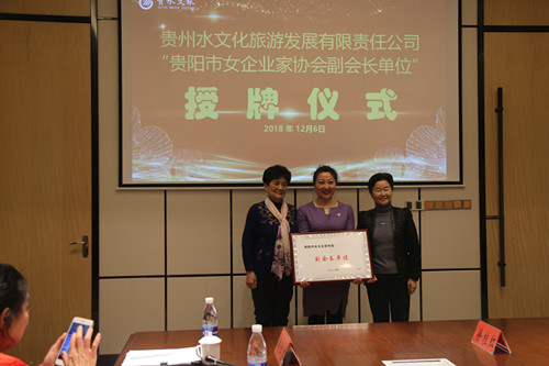 2018121215446037441635449905.jpg IMG_3567_副本.jpg